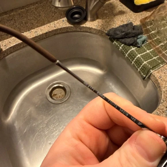 Polarized Ray-Ban Women's Tortoise Frame Sunglasses with Brown Lenses ‘Erika’ - Picture 4 of 6